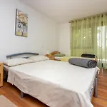 Apartment Dom