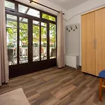 Apartment Dom