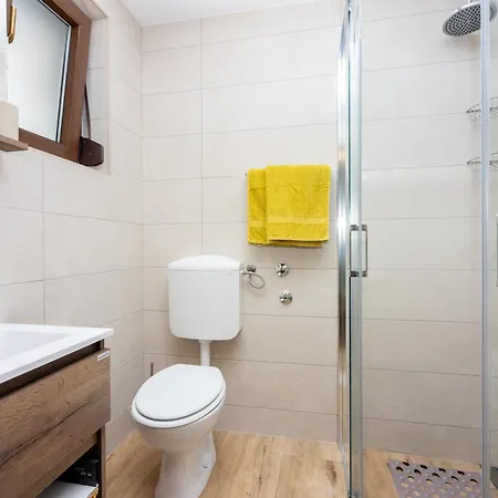 Dom With 2 Terrace & Free Parking Appartement Jadranovo