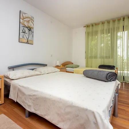 Apartment Dom