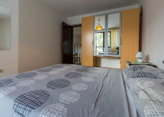 Dom Lägenhet *